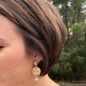 Trendy & Elegant & Feminine Drop Earrings NWT